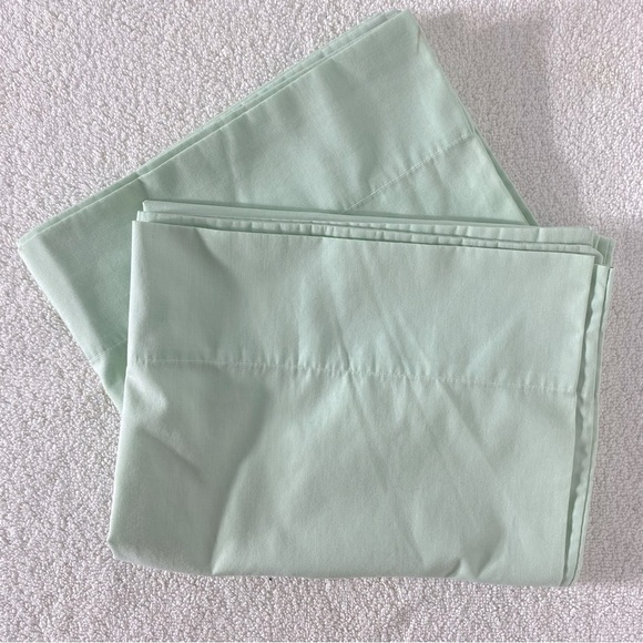 Vintage Mint Green Pillowcases x2 - Picture 1 of 9